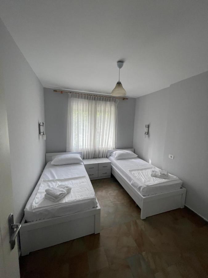 Anna'S Apartment Tirana Extérieur photo